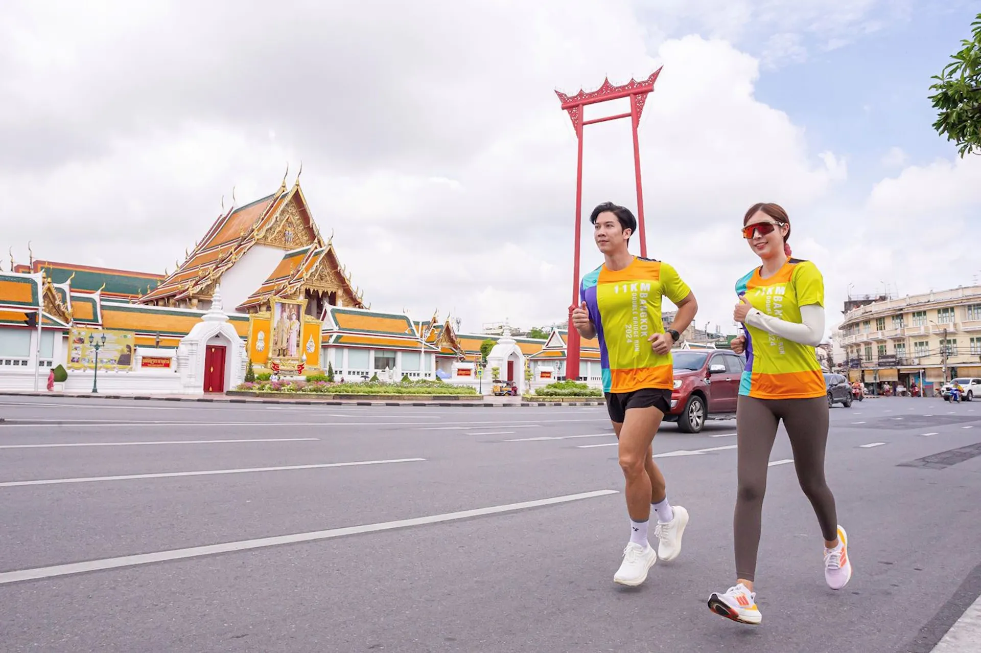 Image of Bangkok Double Bridge Run For Red Cross