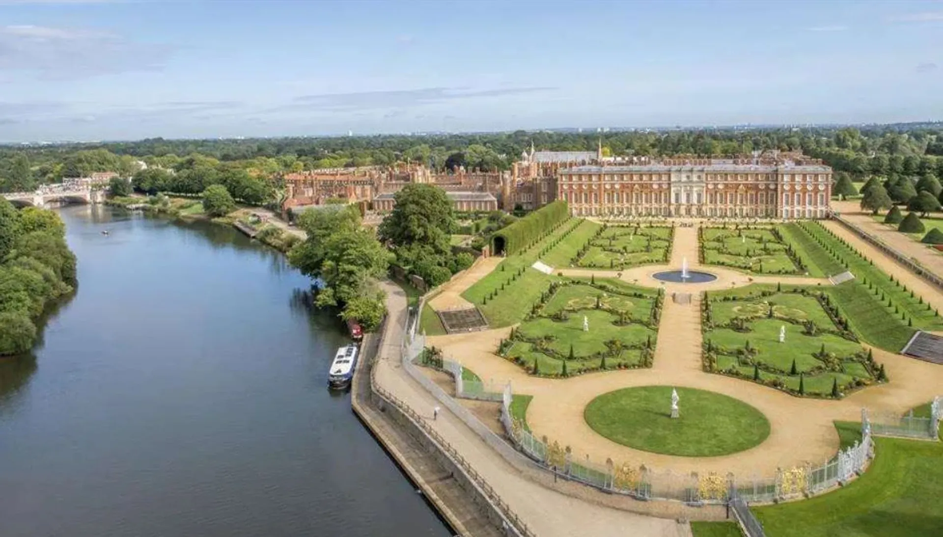 Image of Hampton Court Half Marathon
