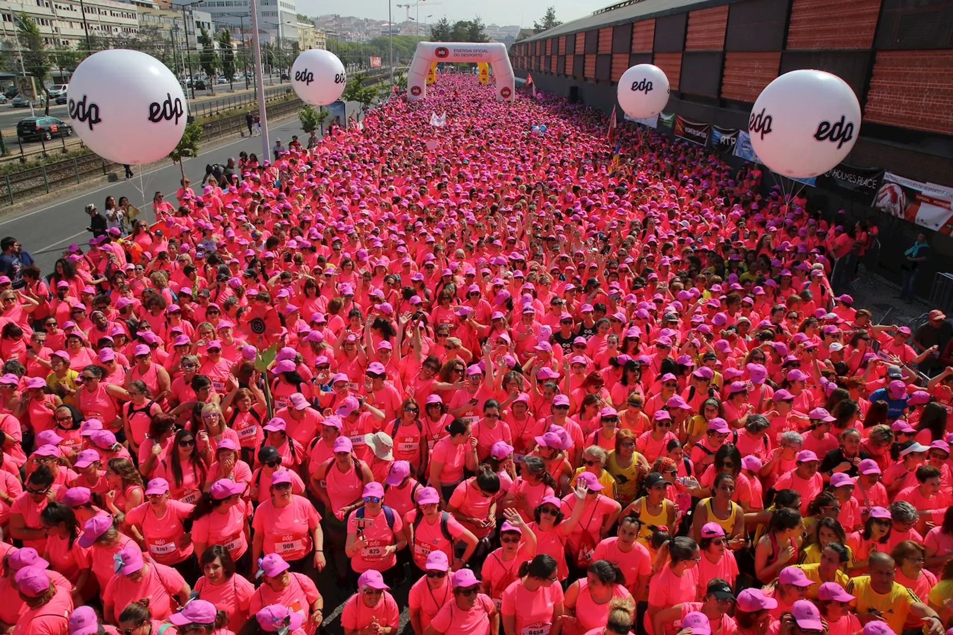 Mimosa for Life Lisbon Women's run