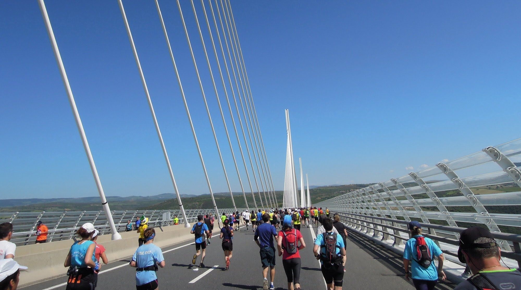 La Course Eiffage du Viaduc de Millau 2014 ミヨー高架橋レース