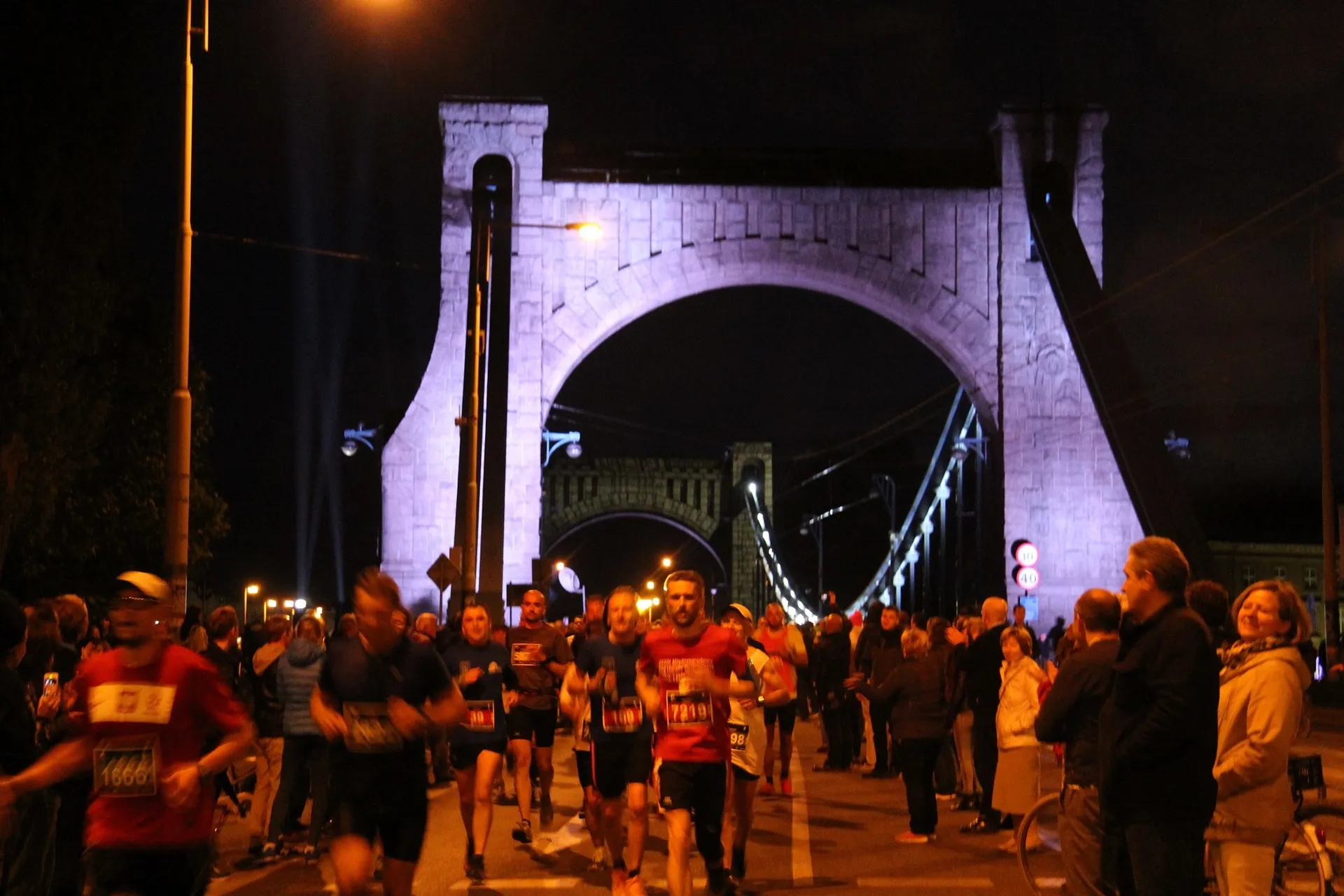 Nocny Wroclaw Półmaraton