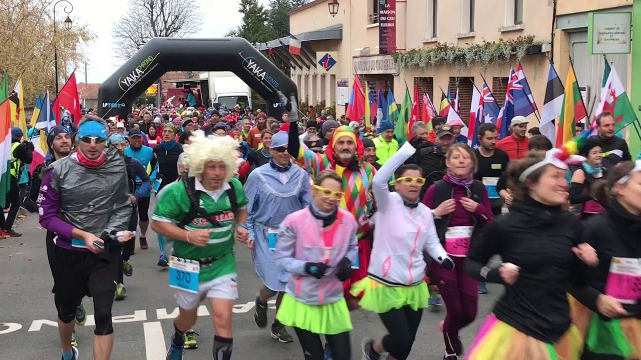 Marathon du Beaujolais : le départ de l'édition 2017 à Fleurie