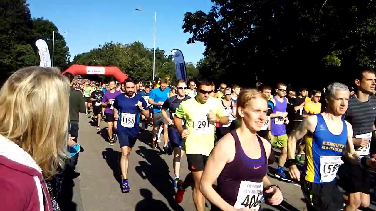 Chippenham half Marathon 2015 Start