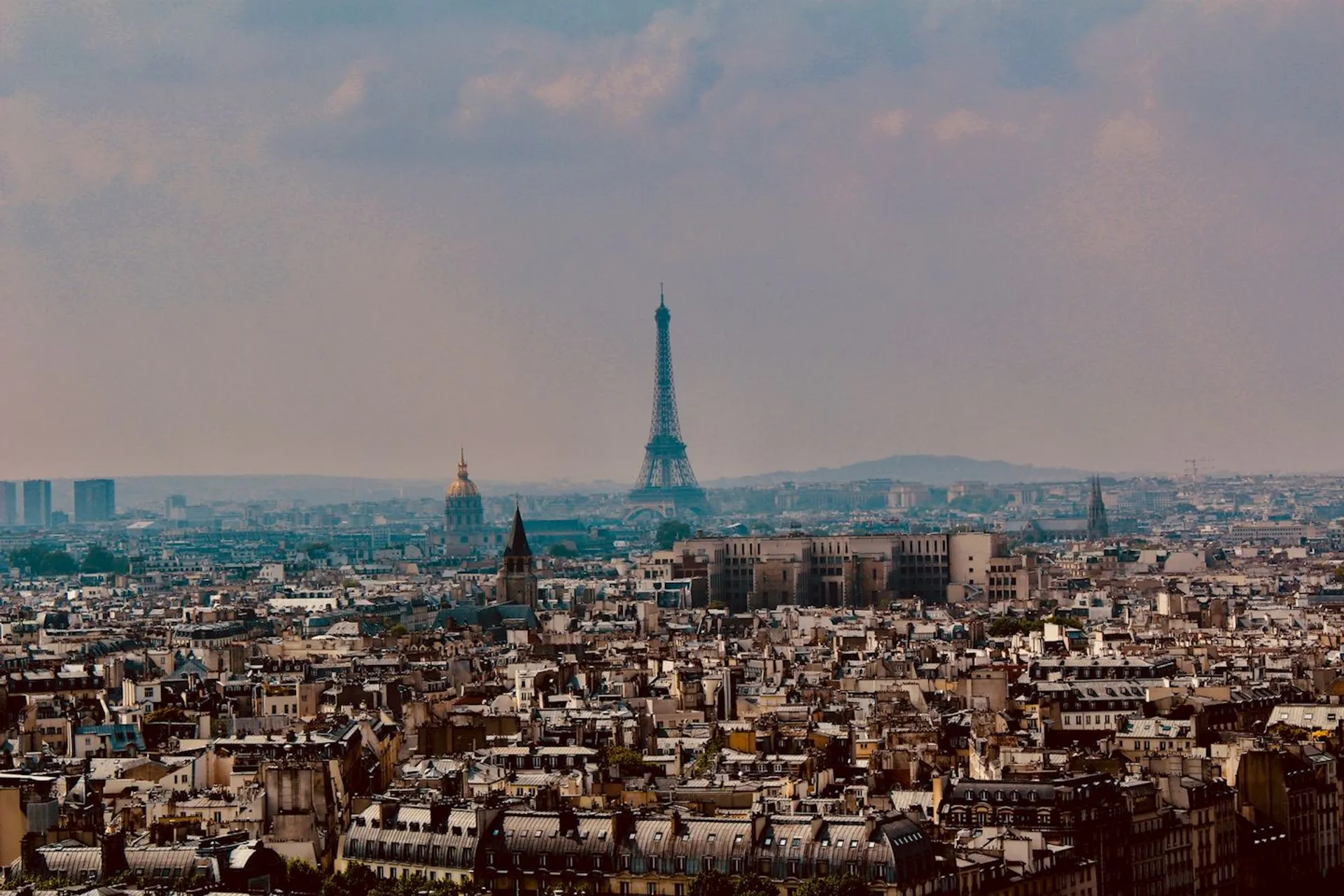 10km de la Tour Eiffel